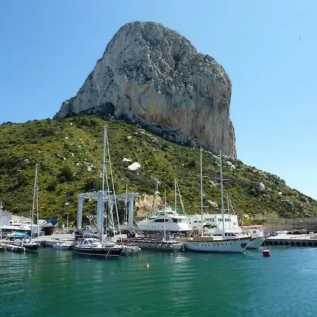 Διαμέρισμα Apartamento Orellana 3b